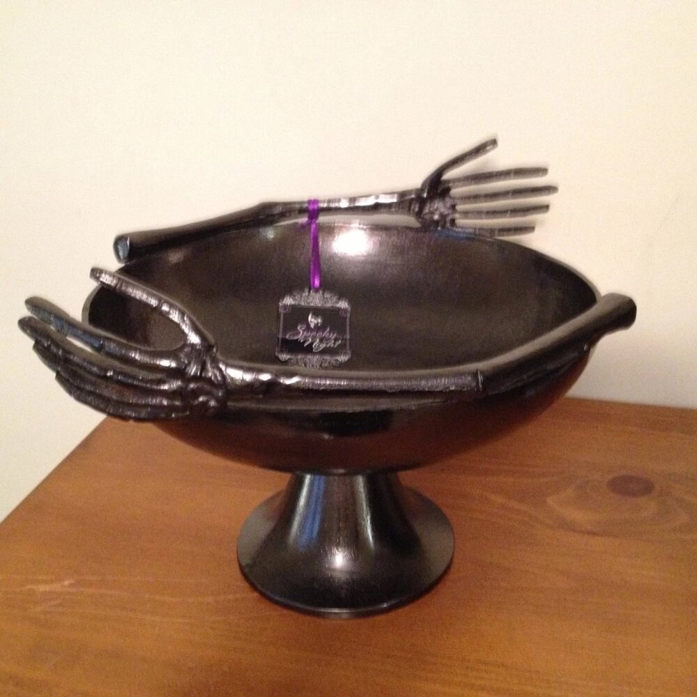 NEW DARK GRAY SILVER SKELETON ARM BONES HOLDING BOWL PEDESTAL DECOR PROP